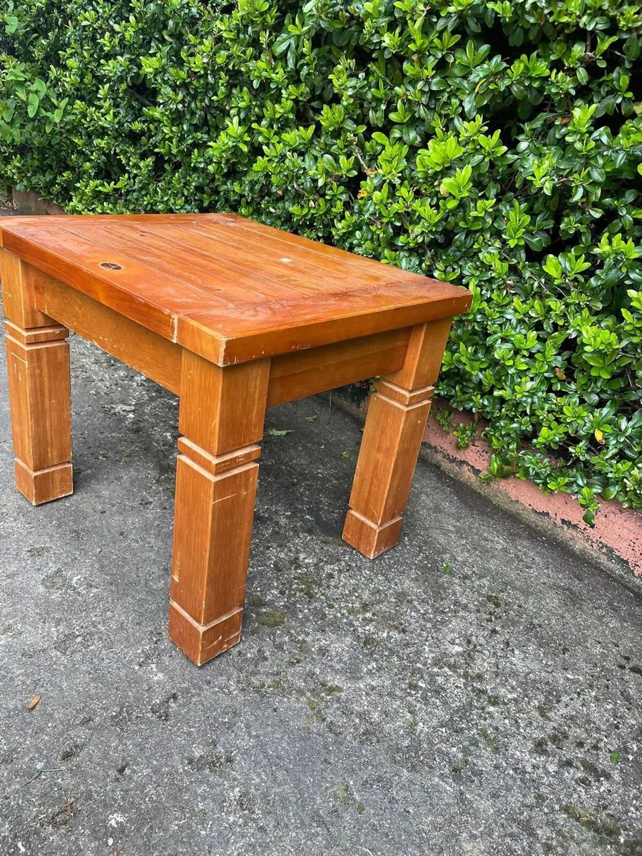Pine side table €30 - Image 3