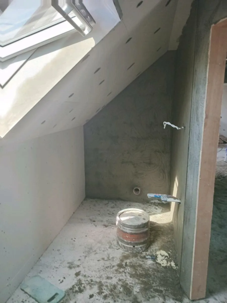 Plasterer - Image 2