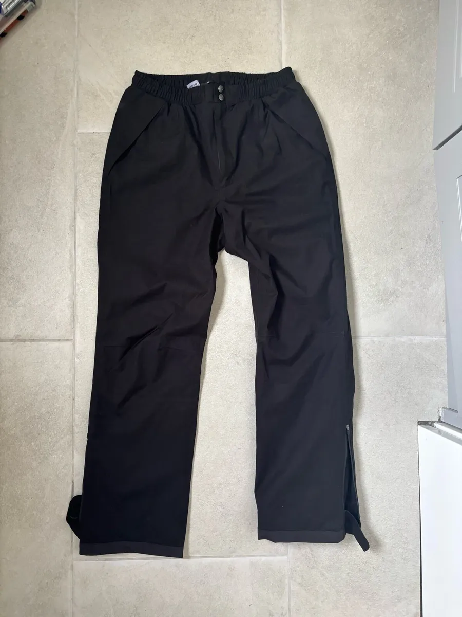 Sunderland of Scotland waterproof golf pants - Image 1