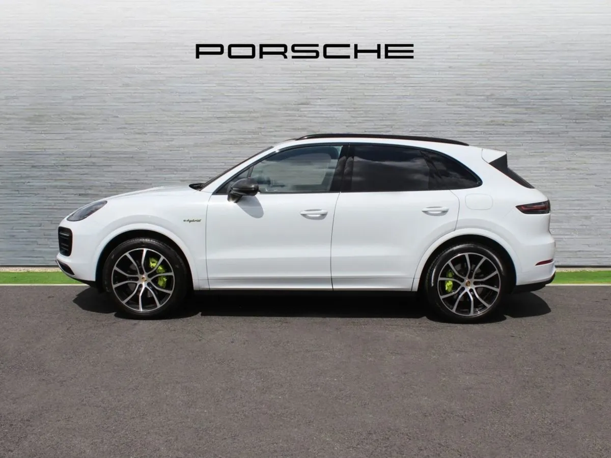 Porsche Cayenne E-hybrid - Image 4