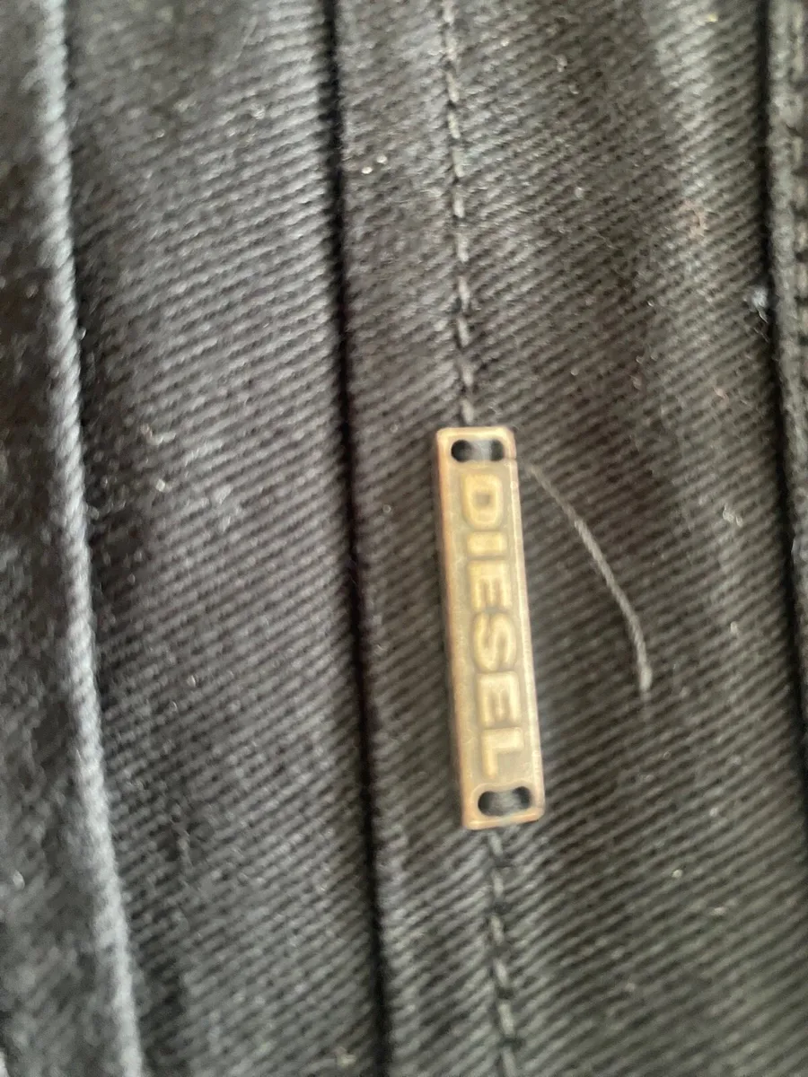 2 pairs of Diesel Jeans w36 L32 - Image 2