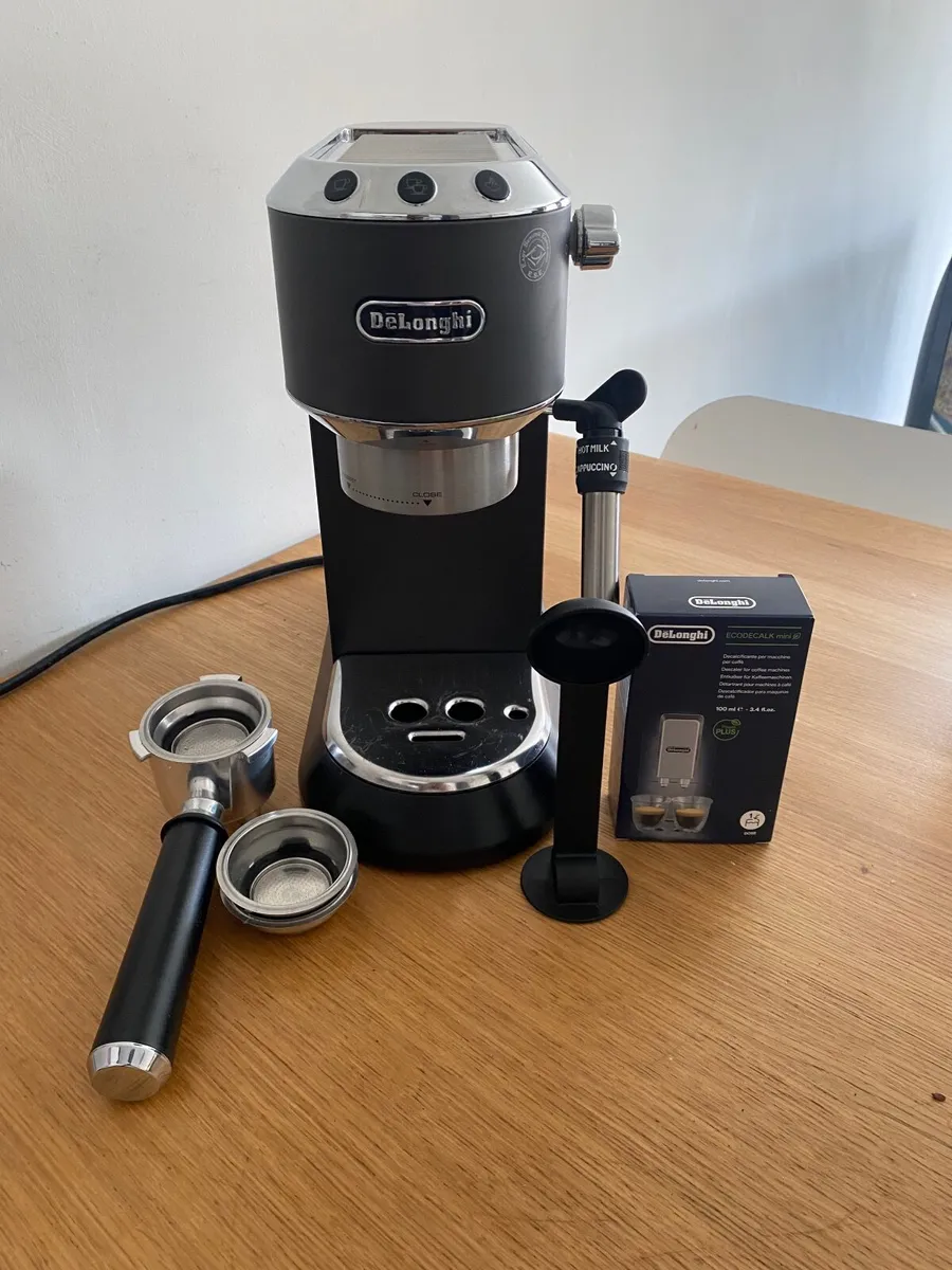 Delonghi Espresso Coffee Machine - Image 3