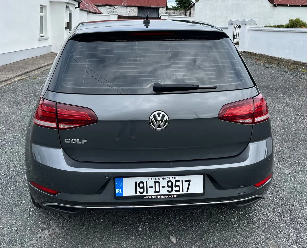 Volkswagen Golf 2019 - Image 2