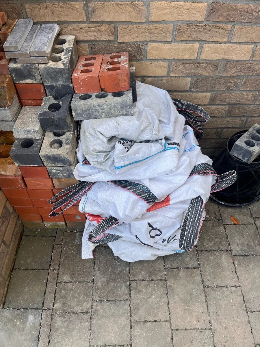Bricks - Image 2