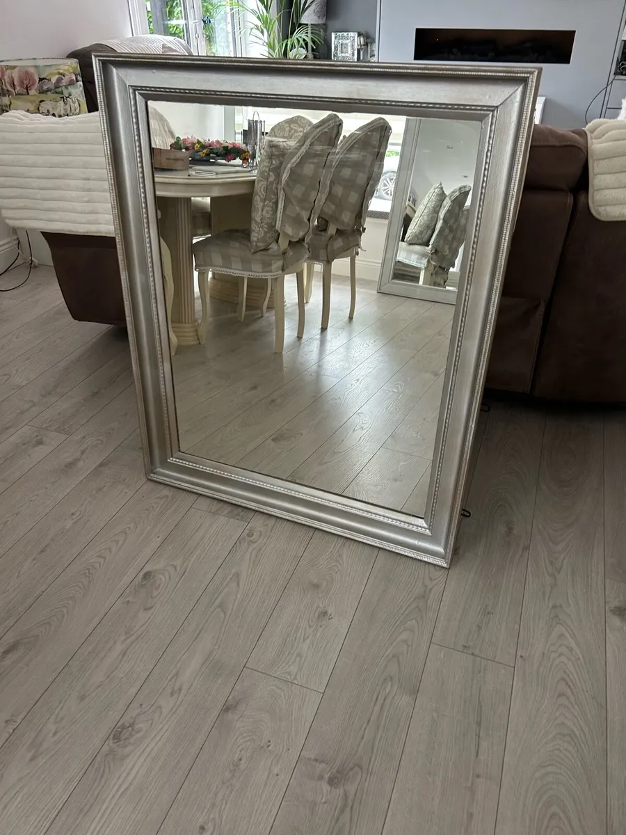 Mirror - Image 2