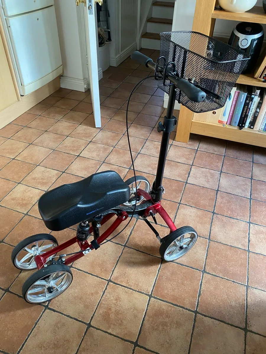 Kneeling Scooter