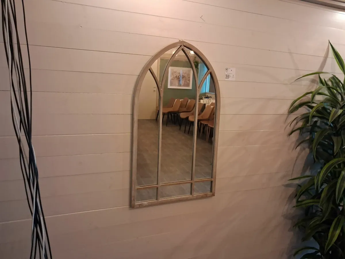 Cafe Auction - Offsite - Image 4