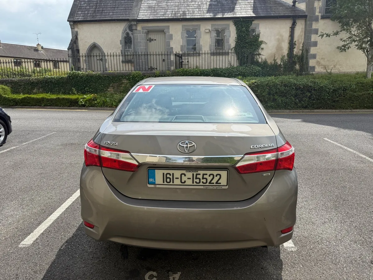 Toyota Corolla Luna - Image 2