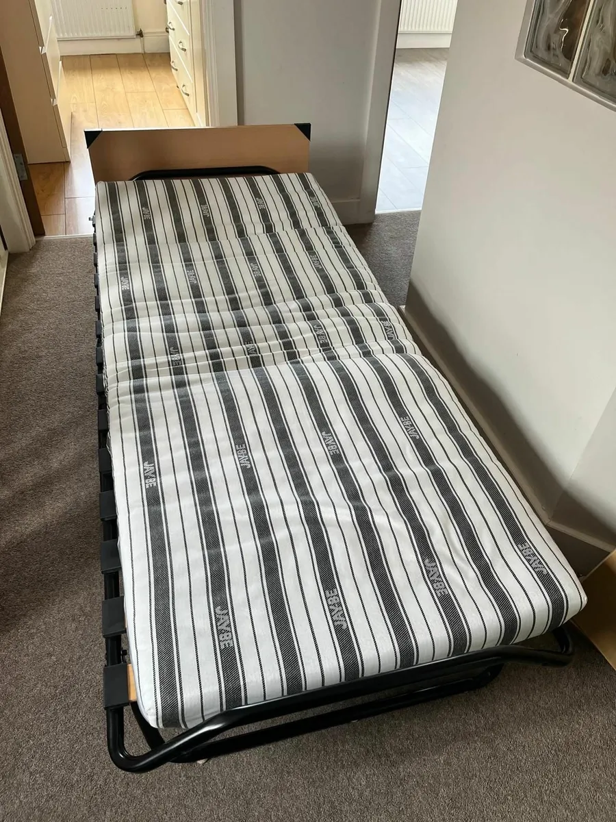 Foldable bed + matress - Image 2