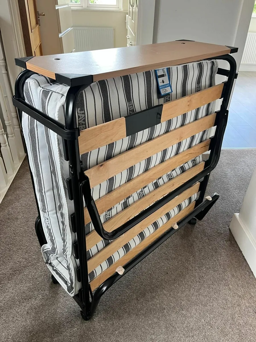 Foldable bed + matress - Image 3