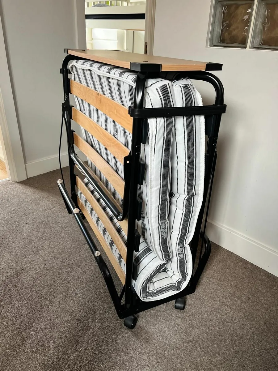 Foldable bed + matress - Image 4