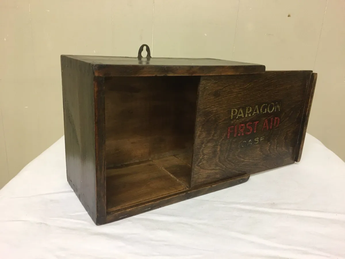 Vintage First Aid Box - Image 3