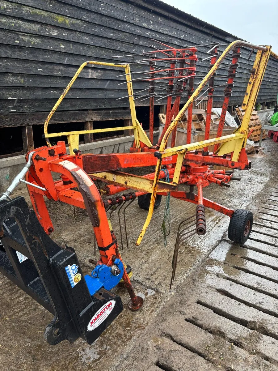Single rotor rake - Image 1