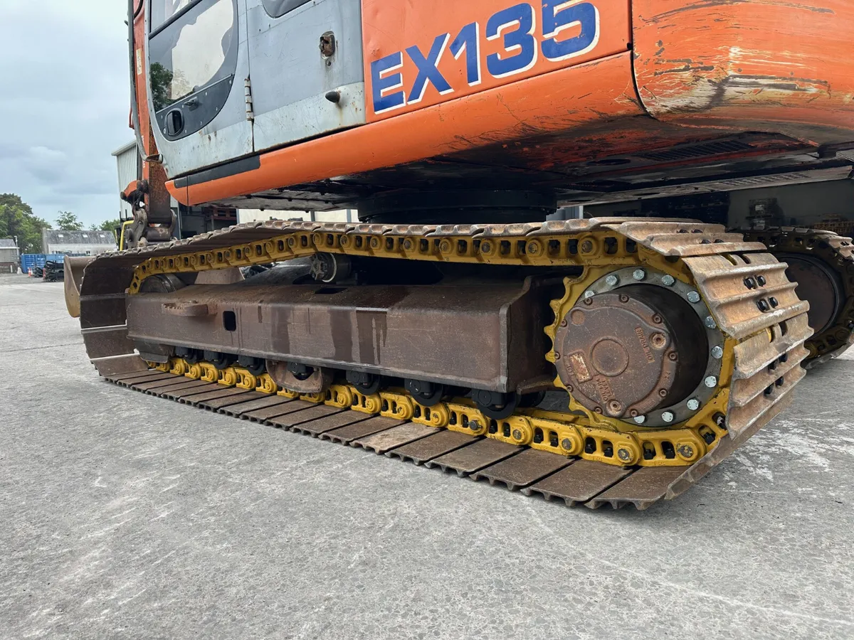 Hitachi Solutions @ Undercarriage Ireland - Image 1