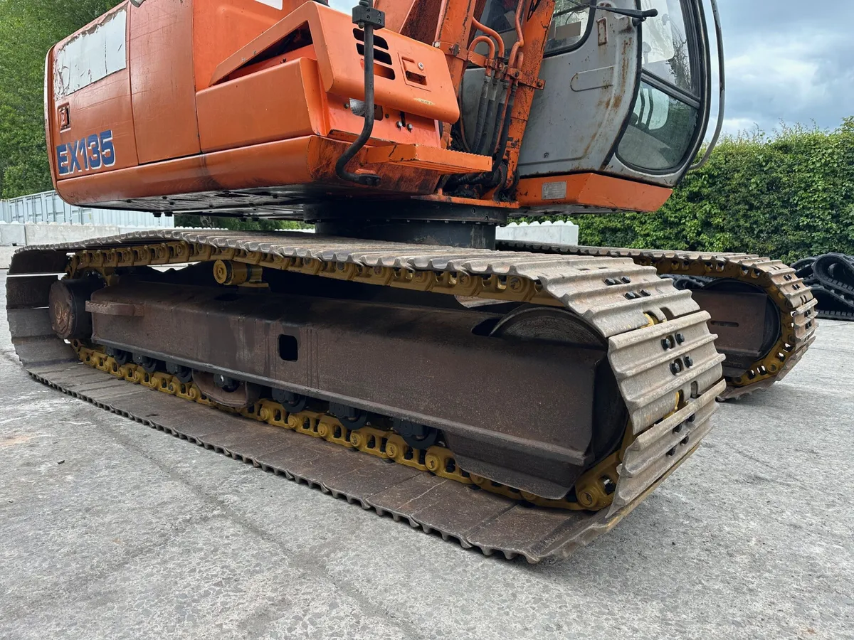 Hitachi Solutions @ Undercarriage Ireland - Image 4