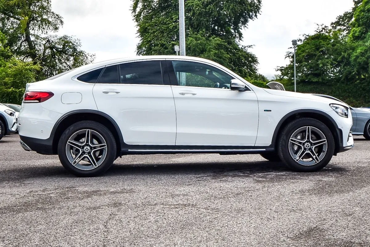 Mercedes-Benz GLC-Class 300de AMG Coupe 4matic 31 - Image 3