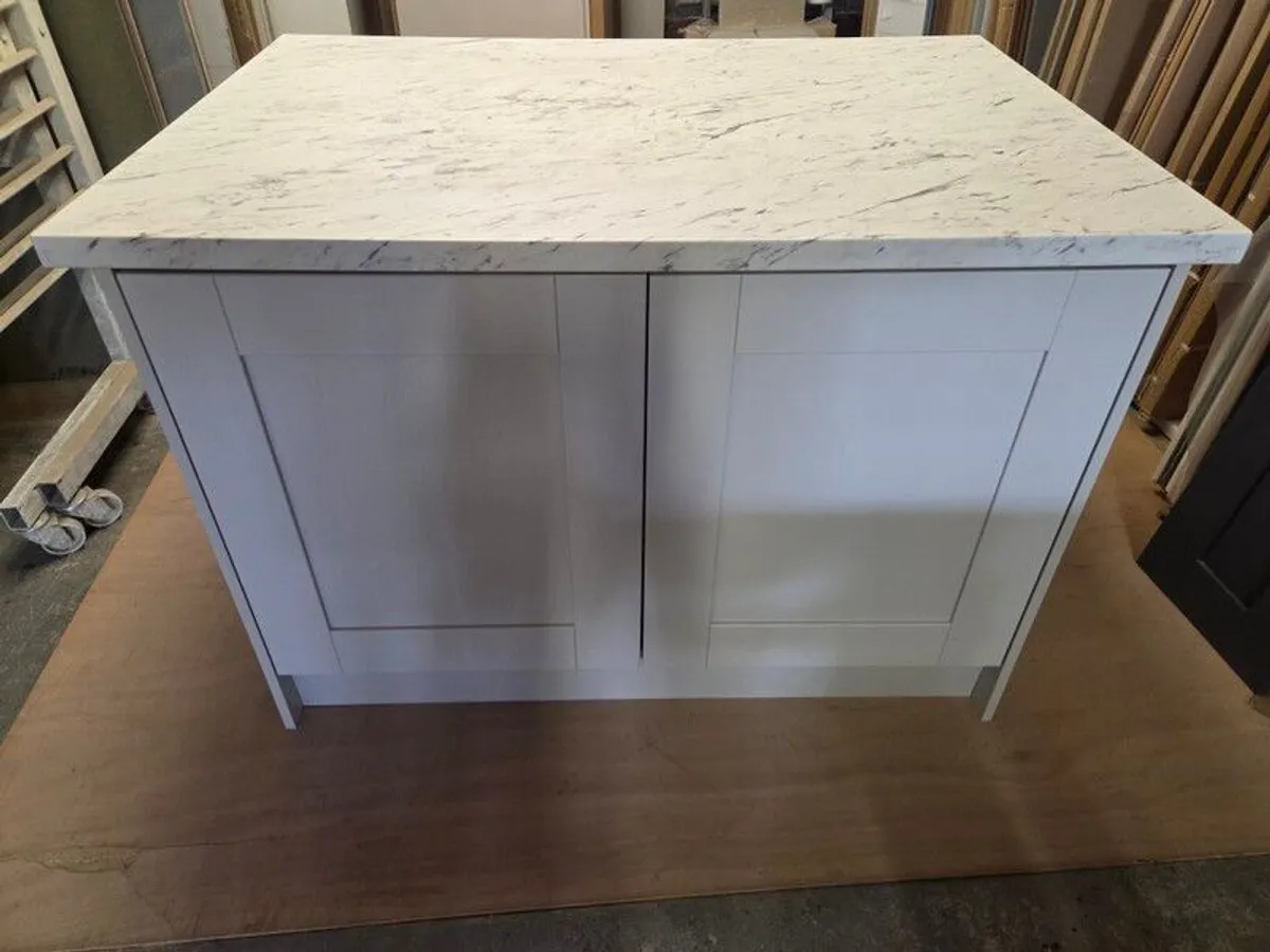 kitchen Island shaker style ( light grey ) - Image 2