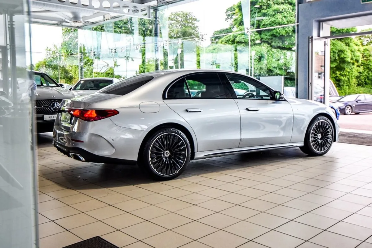 Mercedes-Benz E-Class E300de AMG Plus Night Pack - Image 3