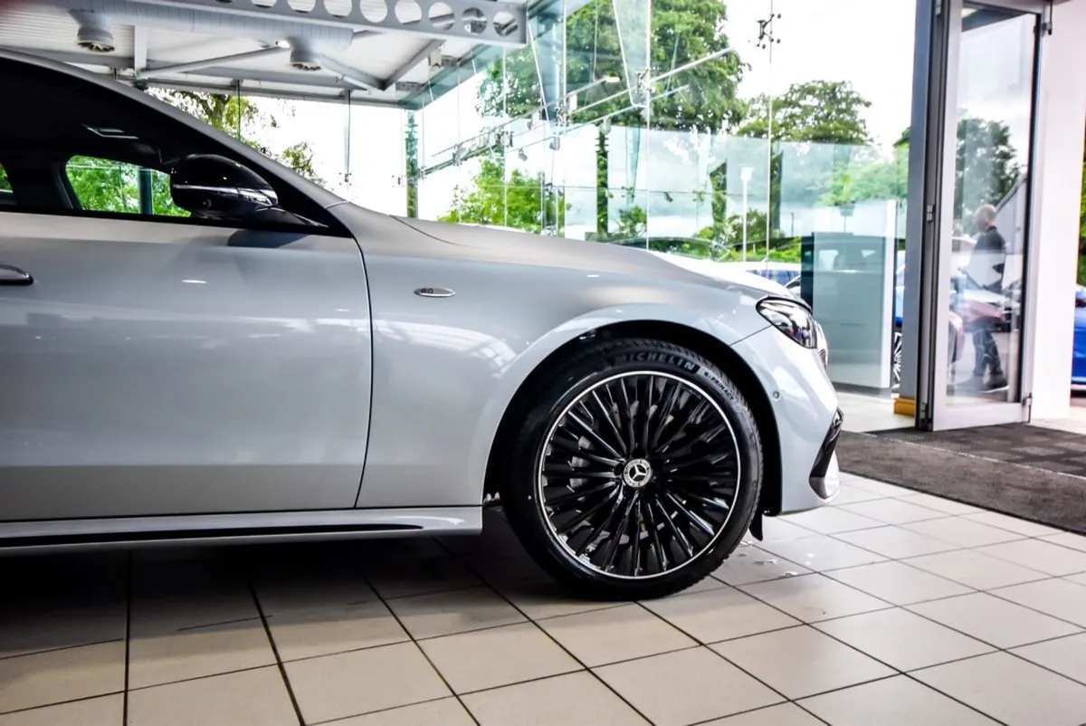 Mercedes-Benz E-Class E300de AMG Plus Night Pack - Image 4