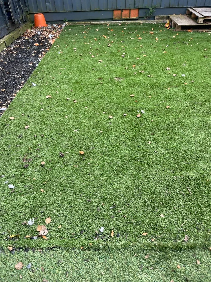 4X4 ARTIFICAL turf - Image 2