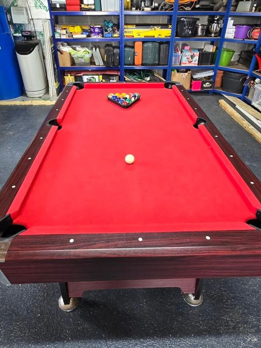 Pool table - Image 4