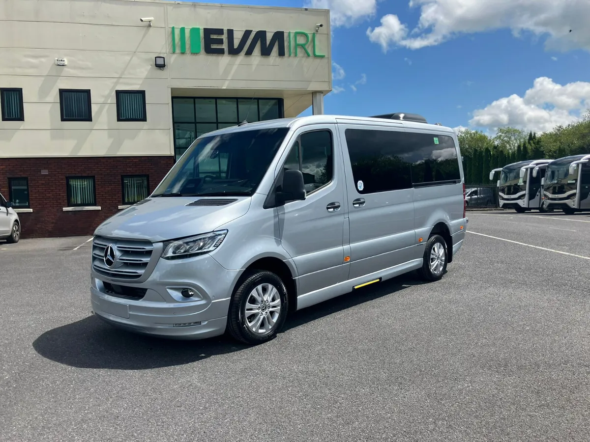 Mercedes-Benz Sprinter Transfer 23 – 10+D - Image 1