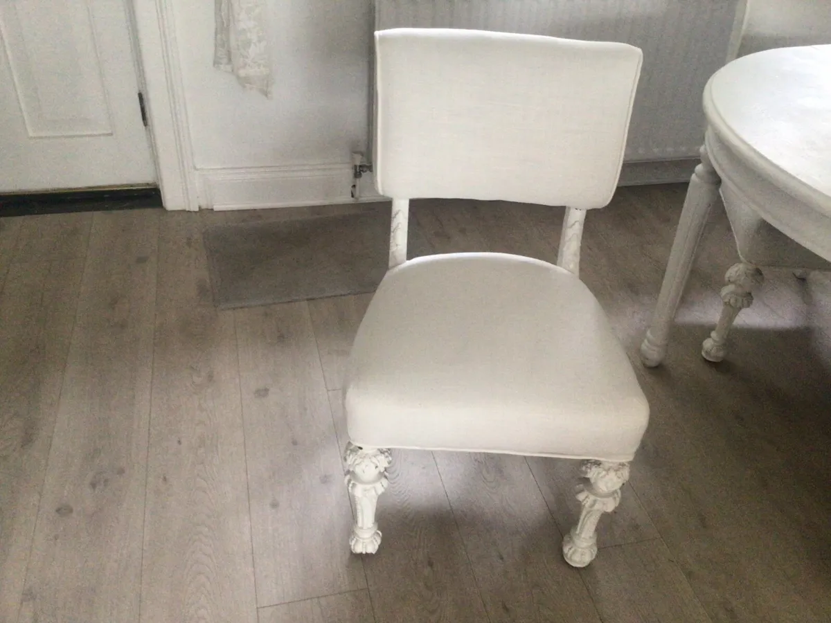 Dining table and 4 chairs - Image 2