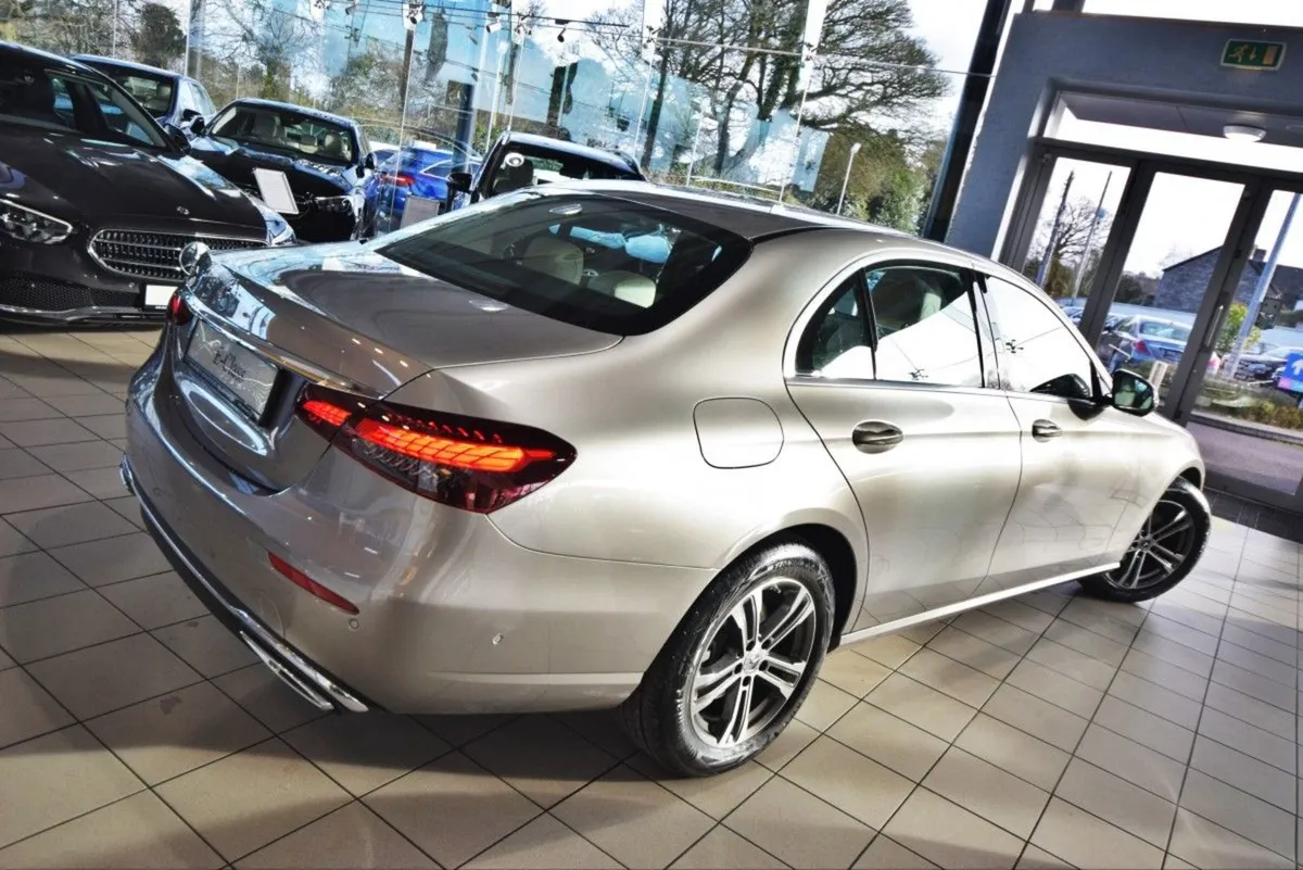 Mercedes-Benz E-Class E220d Avantgarde 194bhp Auto - Image 2