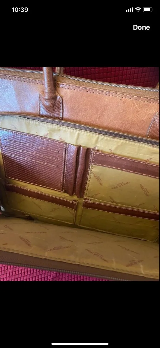 FREEWOMAN Leather Laptop Bag/ Briefcase - Image 4