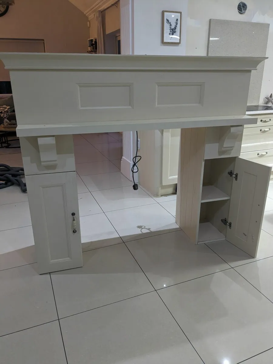 Kitchen over mantle - Image 2