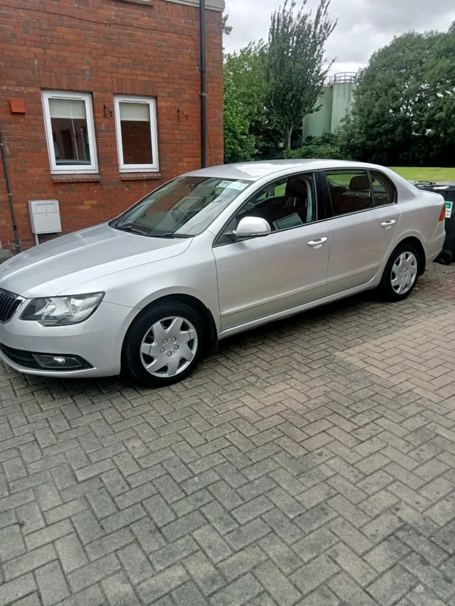 Skoda superb - Image 2