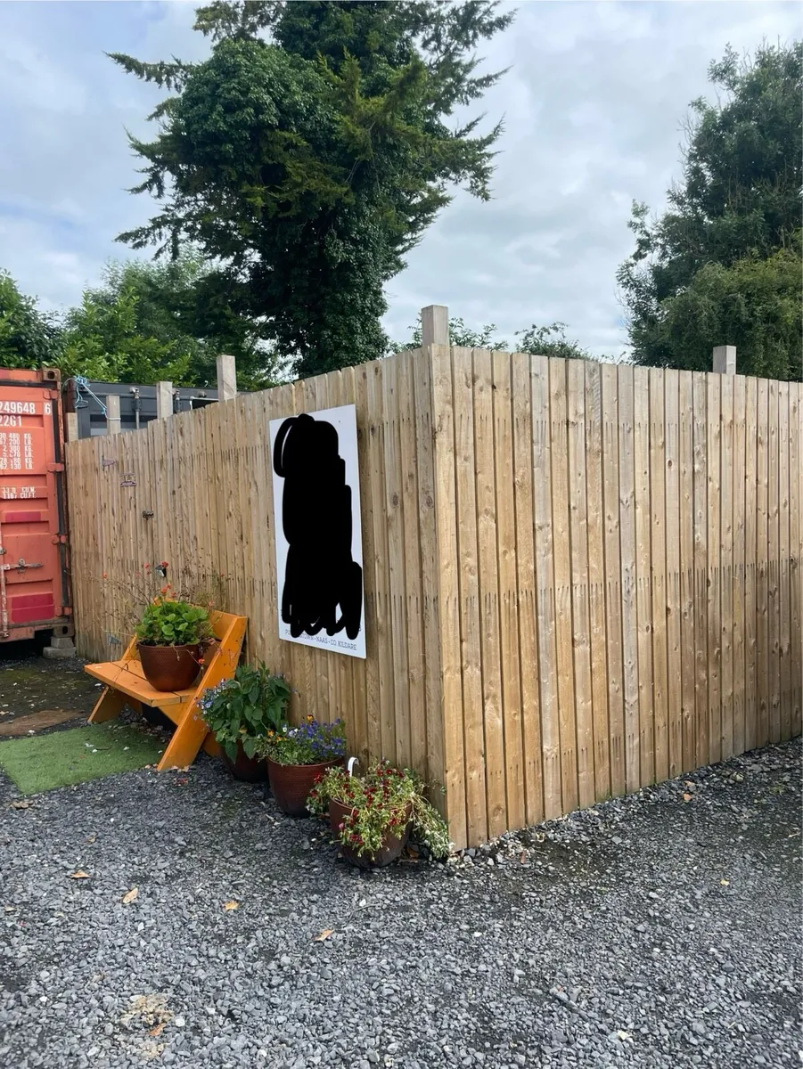 7ft wooden fence with gate - Image 1