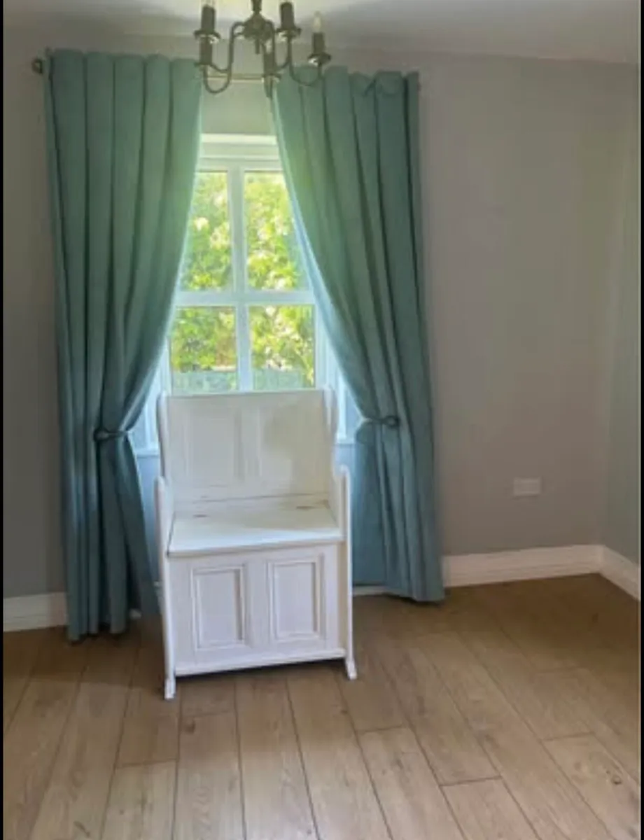 Antique seat