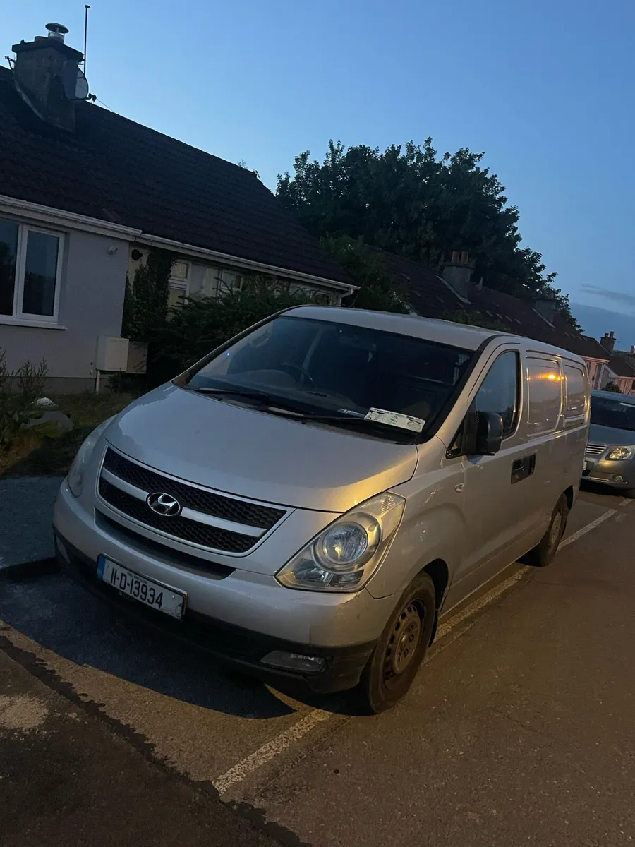 Hyundai ||| van 2011 - Image 2