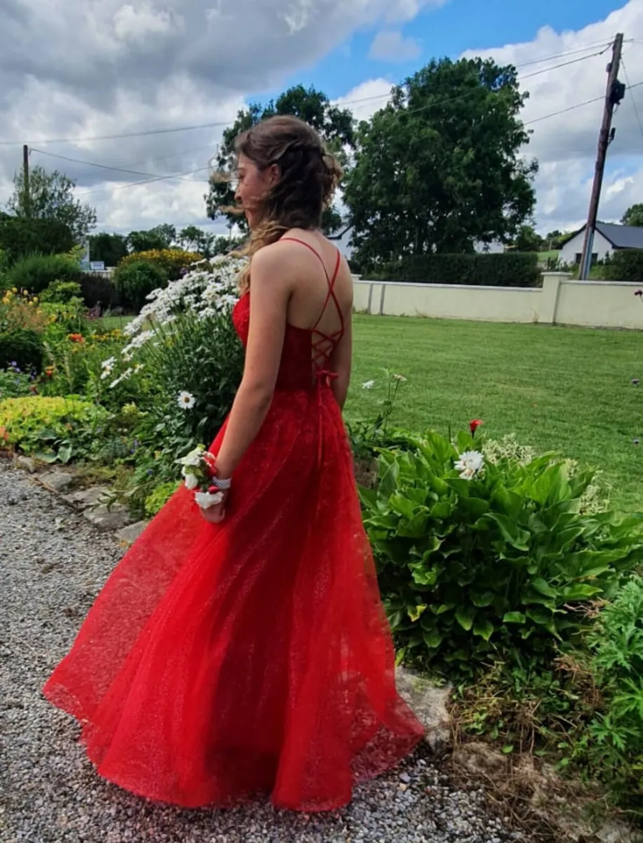 Red debs dress size 6/8 - Image 2