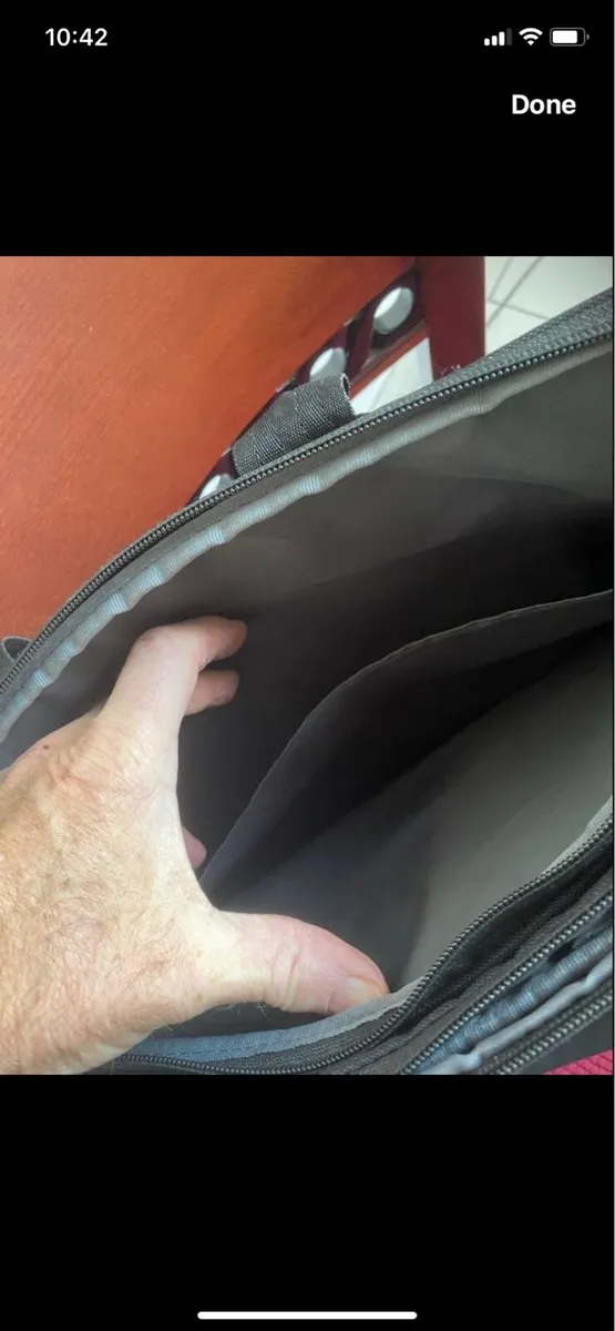 Dell Expandable Laptop Bag/ Briefcase - Image 4