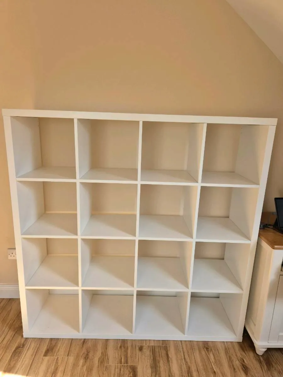 Ikea 4 * 4 Kallax