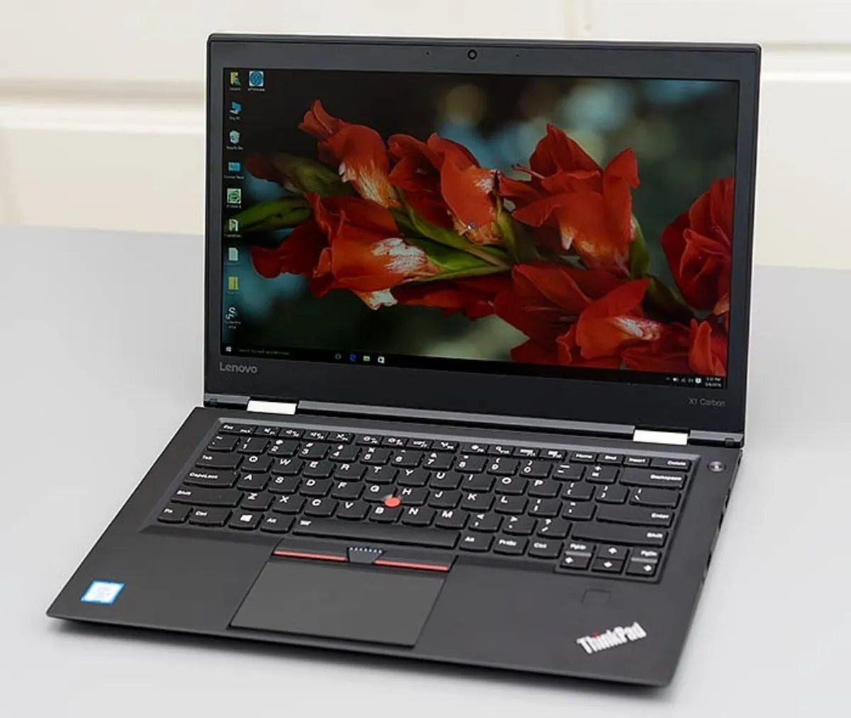 Lenovo ThinkPad Yoga i7 16 GB - Image 1