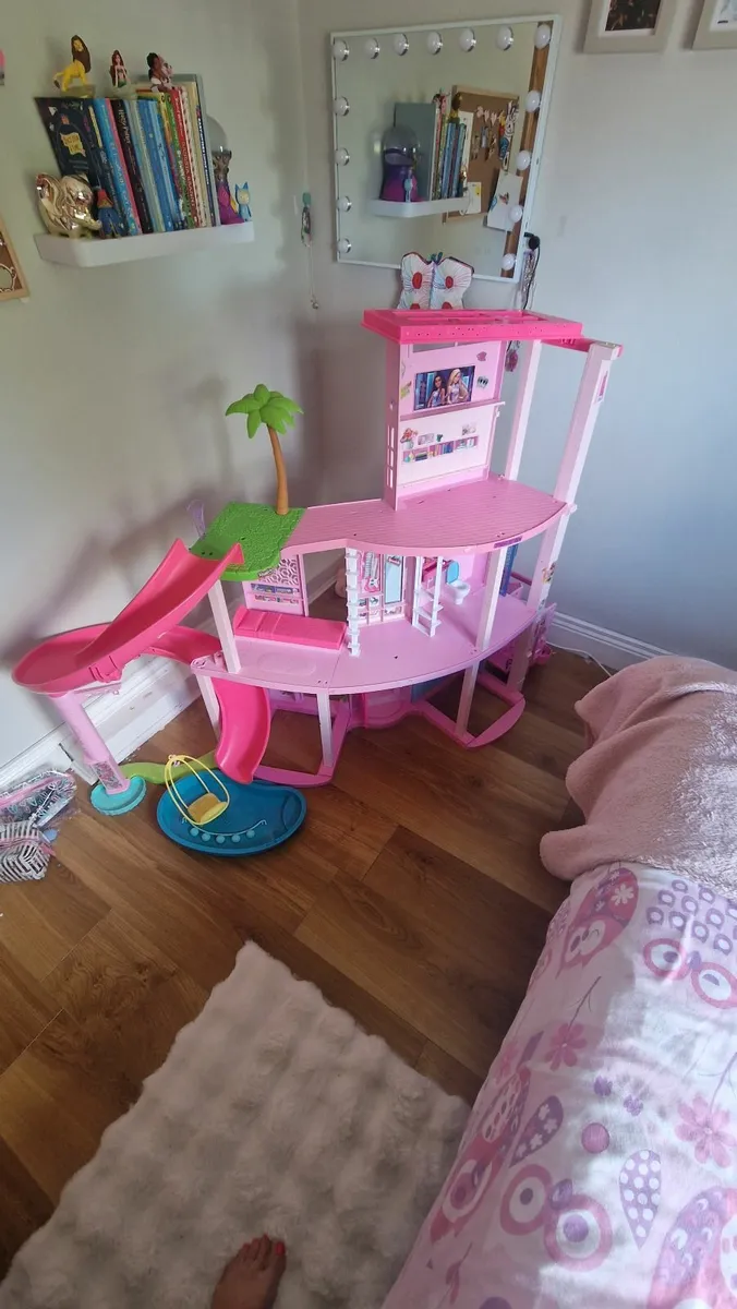 Barbie Dreamhouse - Image 1