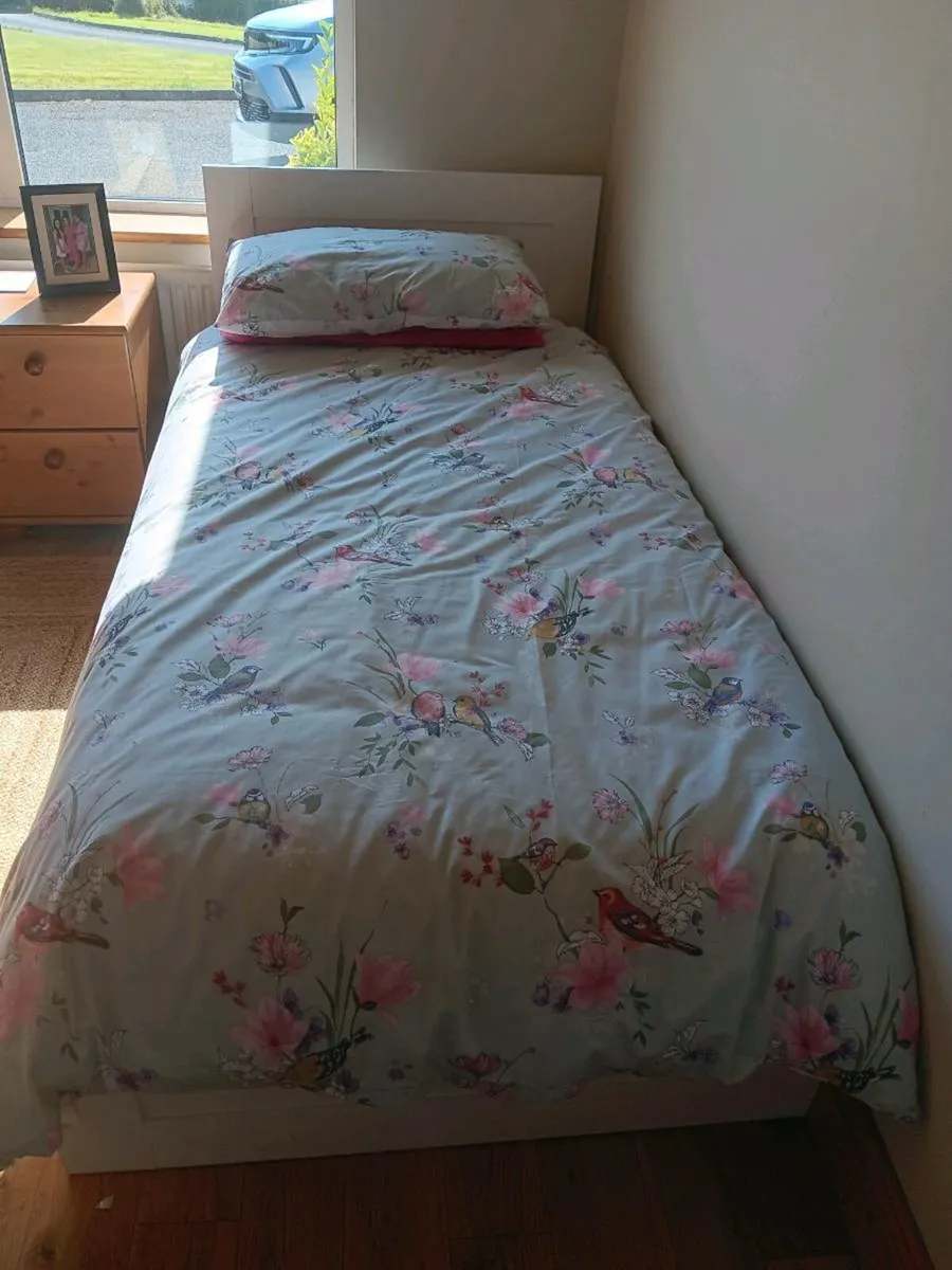 Children's Single white Bed - Image 4