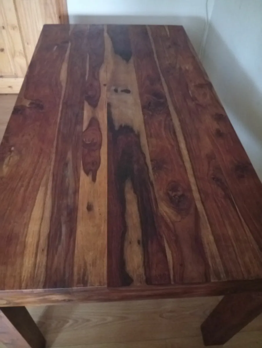 Solid Quality Walnut dining table 4-8pers - Image 4