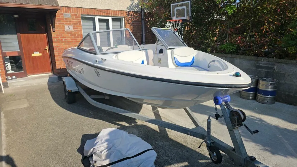 speedboat - Image 3