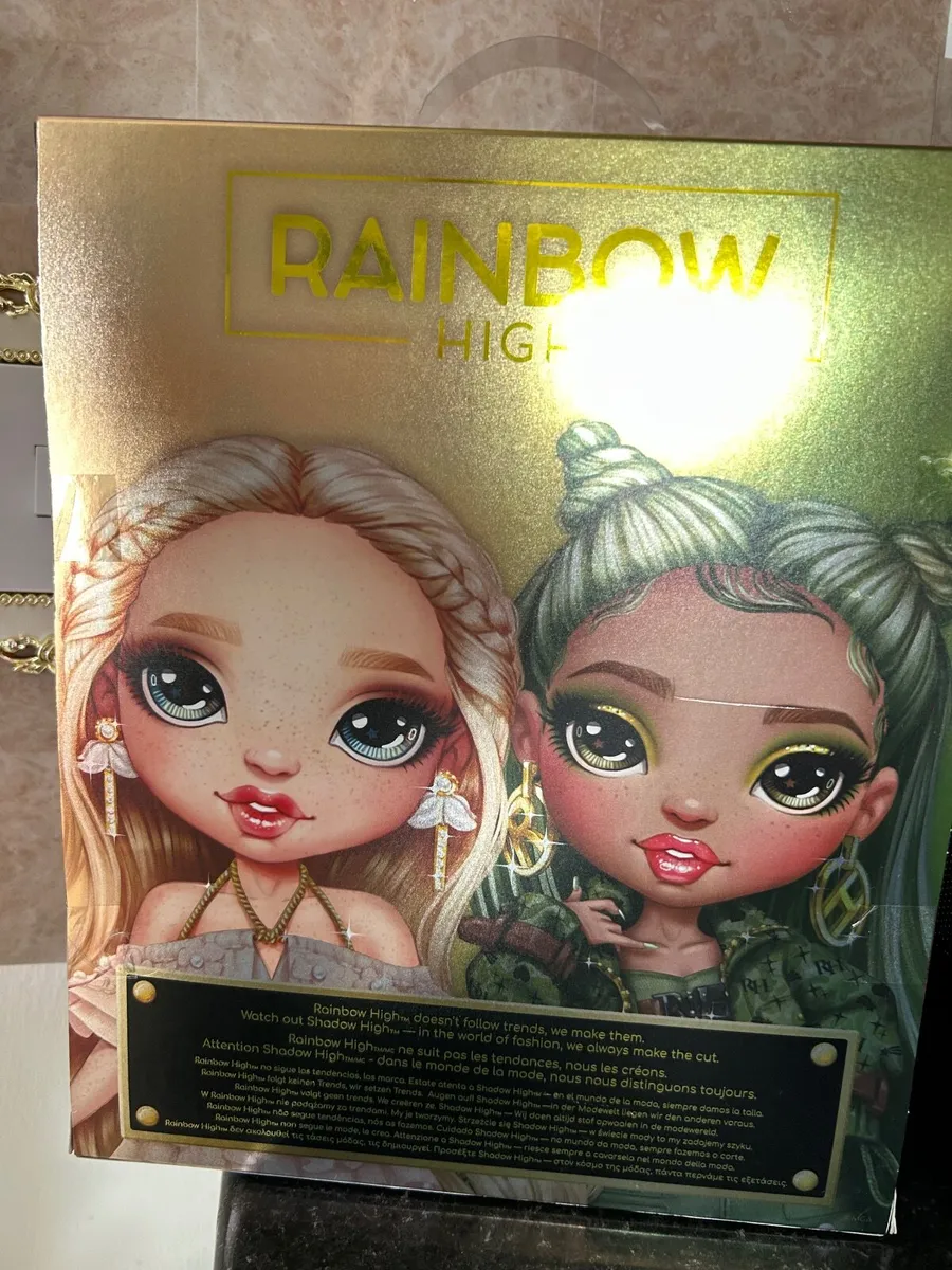 Rainbow High Victoria Whitman - Image 2