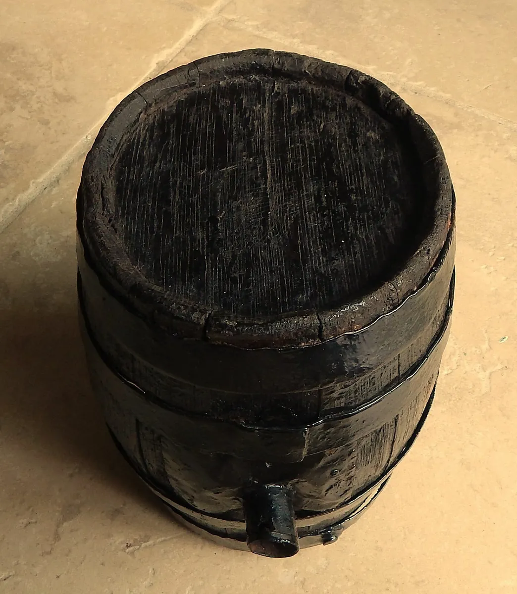 Small Vintage Oak Wine Barrel - Image 4