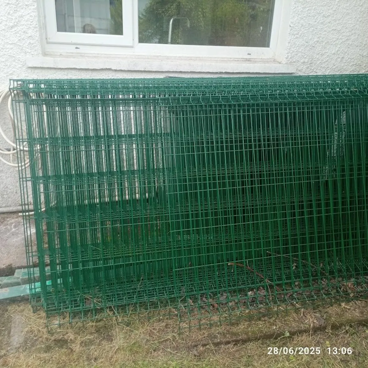 V Mesh Wire Fencing - Image 4