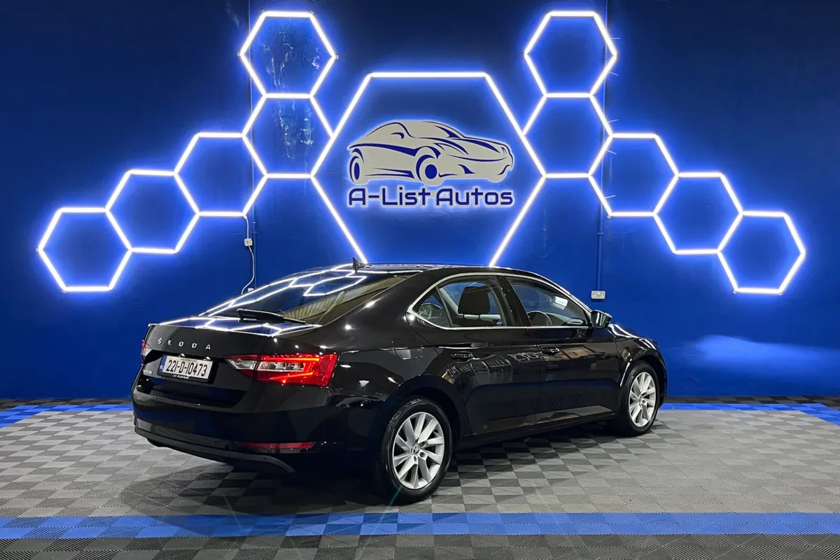 Skoda Superb 2.0TDI DSG Auto / FINANCE AVAILABLE - Image 3