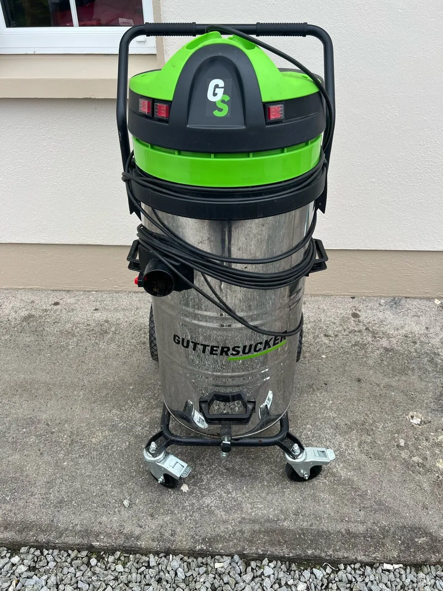 Gutter vacuum - Image 1