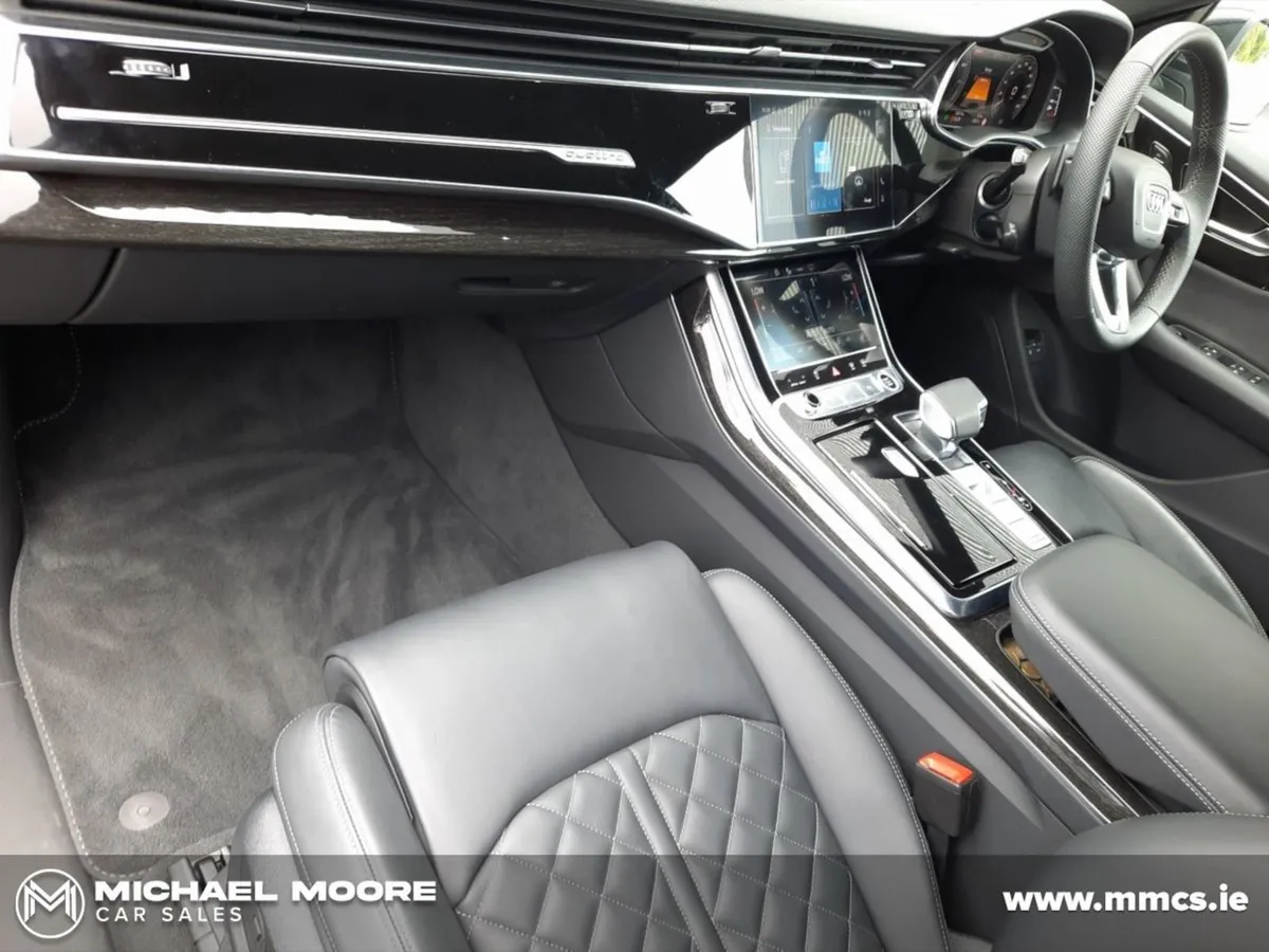 Audi Q8 Q8 SUV 60 Tfsi e 490PS Competition - Image 4