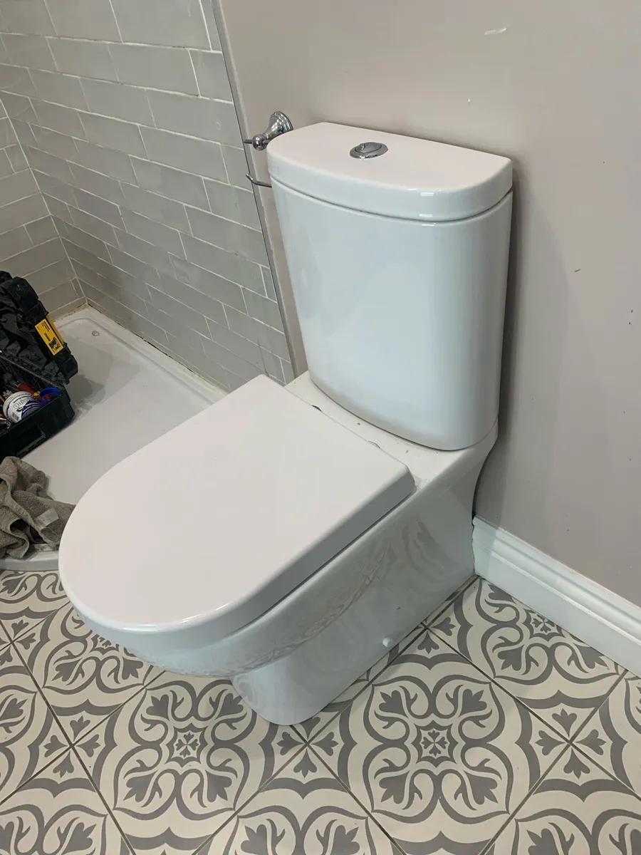 Close-Coupled Toilet. - Image 1
