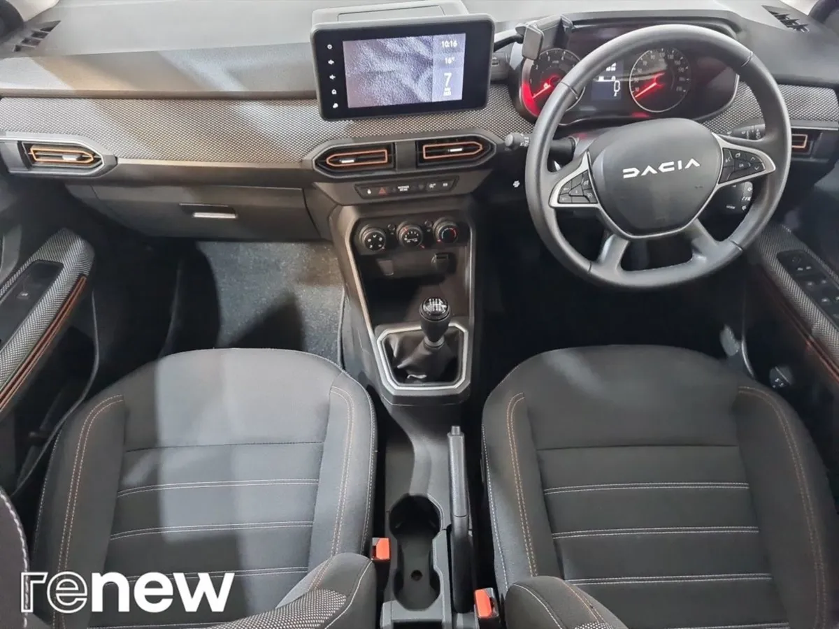 Dacia Sandero Stepway TCe 90 Stepway Expression - Image 2